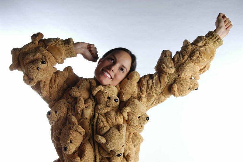 Illustration for article titled I AM WEIRD. YOU ARE WEIRD. LETS ALL GET WEIRD : A BIZARRE HOLIDAY PARTY LOOKBOOK